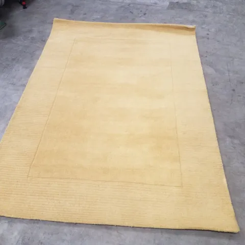 QUALITY DESIGNER AREA RUG    - APPROXIMATELY 200X140CM