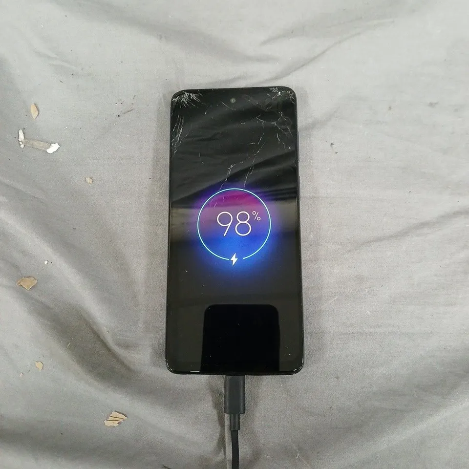 MOTOROLA MOTO G62 5G – BLACK – UNLOCKED 64GB (G-128061)