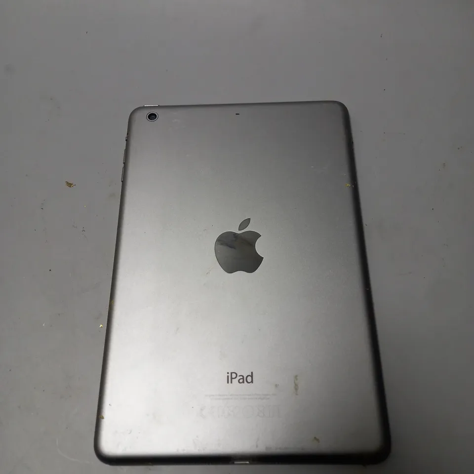 APPLE IPAD MINI 2 A1489 SILVER