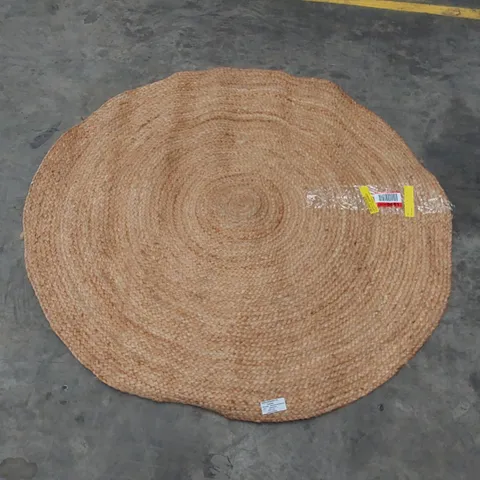 BUSCHER HANDWOVEN ROUND BEIGE RUG // 120 X 120CM