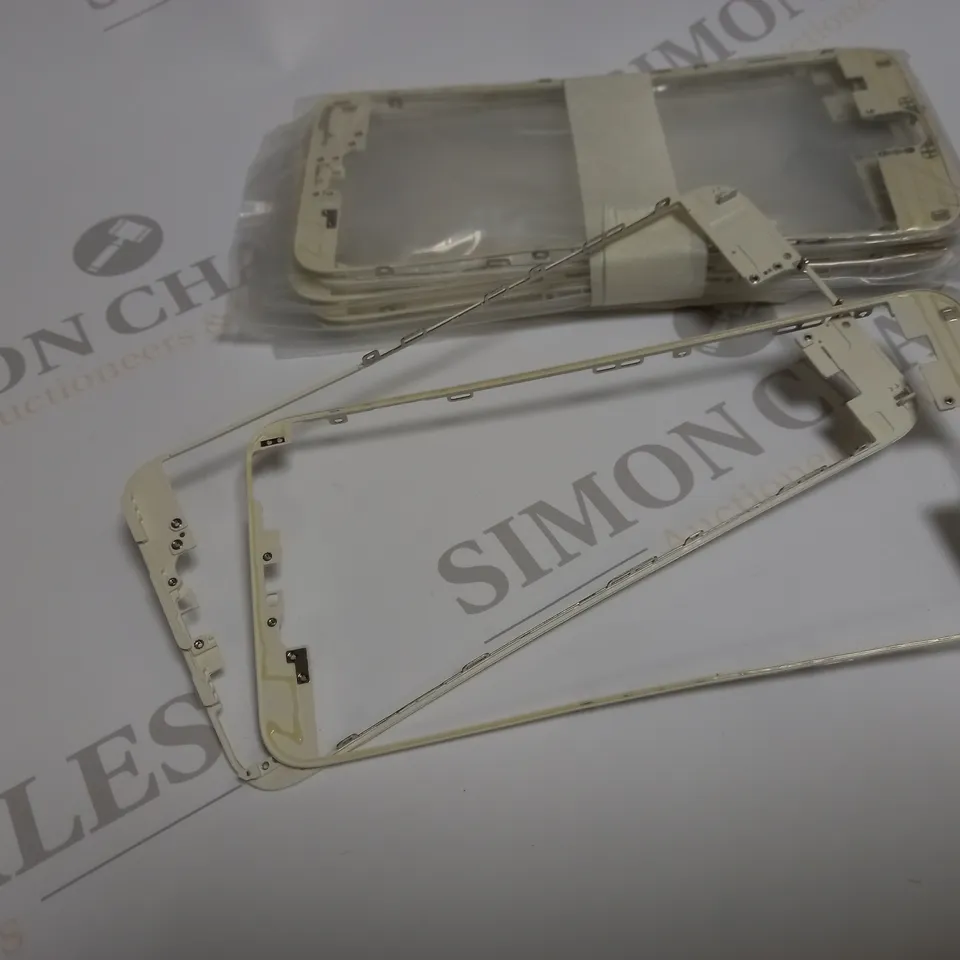APPLE IPHONE 6 PLUS LCD FRAME WHITE APPROX. 10 