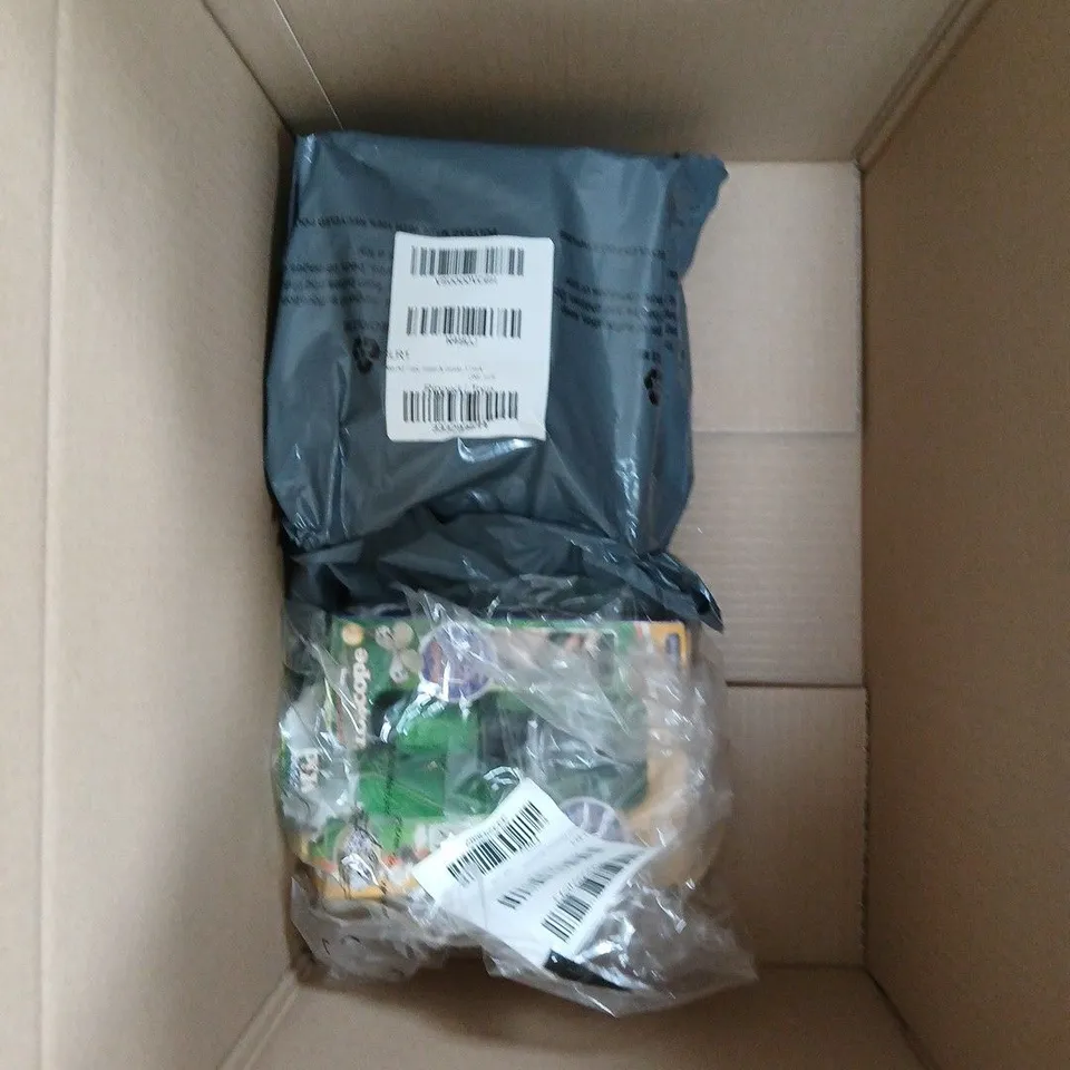 BOX OF APPROXIMATELY 8 ASSORTED TOYS TO INCLUDE - COOL MAKER BRACELET KIT - PLAYMOBIL WINNIE THE POOH FIGURE - TAT2 PEN - ETC