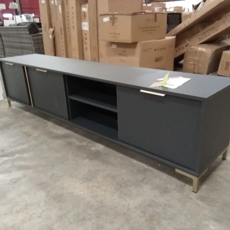 LEONARDVILLE TV STAND FOR TV'S UP TO 88"