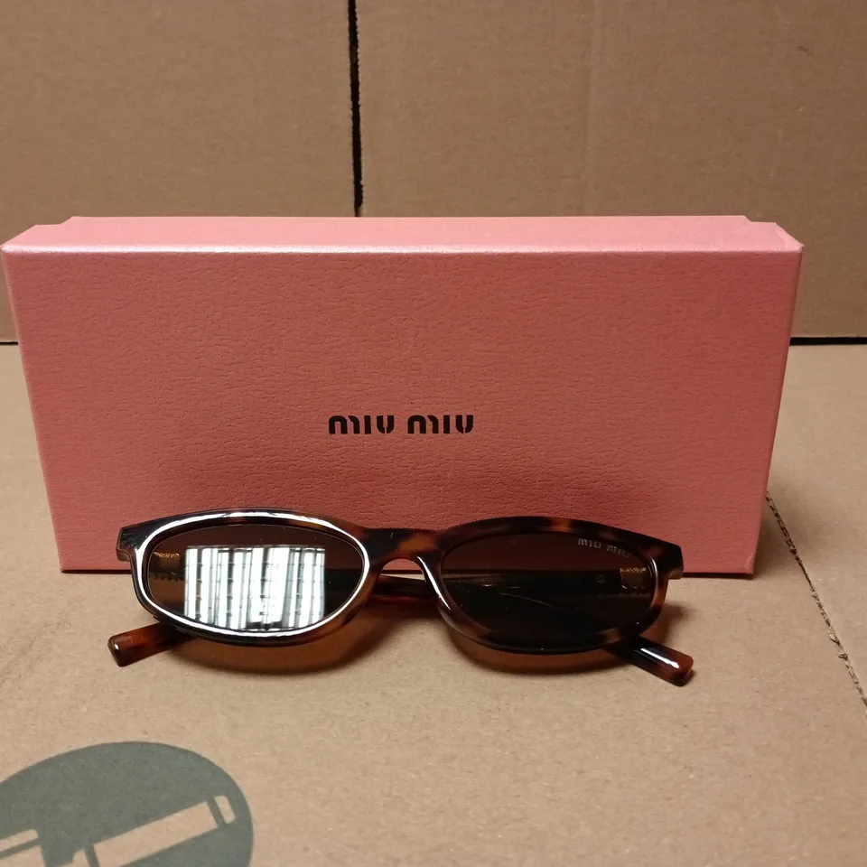 MIU MIU SUNGLASSES 