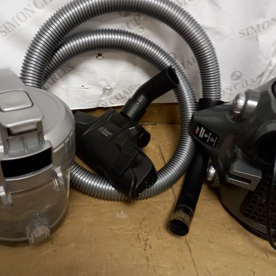 RUSSELL HOBBS COMPACT XS CYLINDER VACUUM