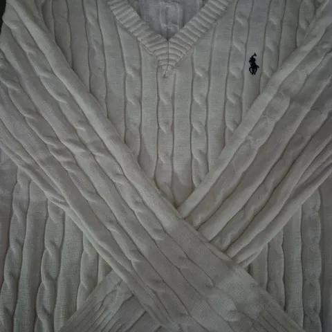 POLO RALPH LAUREN LONG SLEEVE CUSTOM FIT KNIT JUMPER IN WHITE SIZE SMALL
