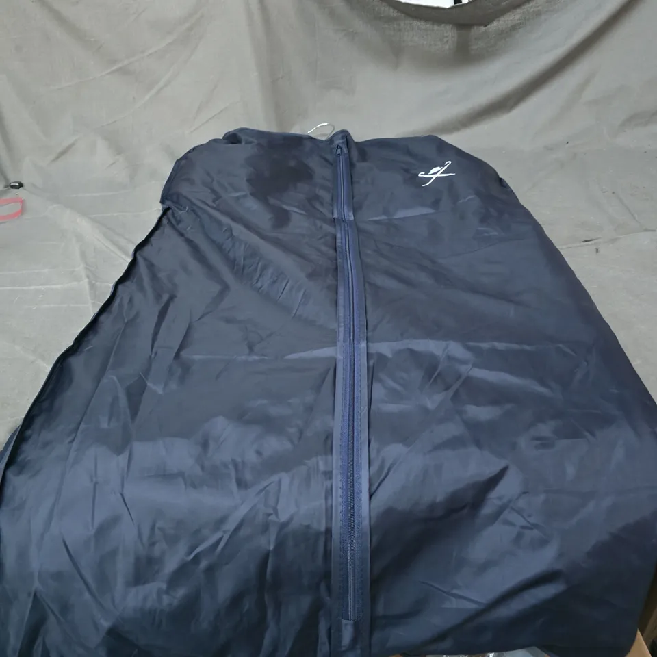 HACKETT LONDON NAVY SUIT – MEN’S, 44R (VERIFY MODEL)