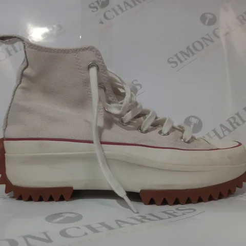 PAIR OF CONVERSE ALL STAR PLATFORM SHOES IN CREAM UK SIZE 5