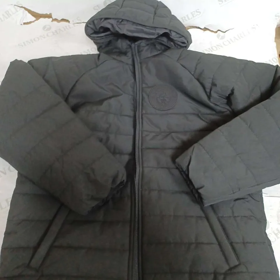 MANCHESTER CITY PADDED JACKET IN BLACK - 13-14 YEARS