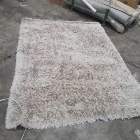QUALITY DESIGNER RUG APPROXIMATELY 290x195