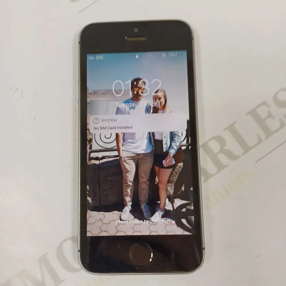 APPLE IPHONE SE (1ST GENERATION)