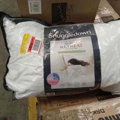 RETREAT BY SNUGGLEDOWN HUNGARIAN GOOSE DOWN SOFT SUPPORT PILLOW 