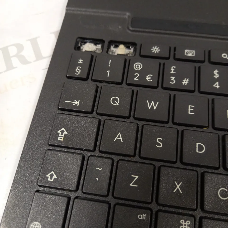 LOGITECH SLIM FOLIO IPAD CASE FOR IPAD 7/8/9TH GEN