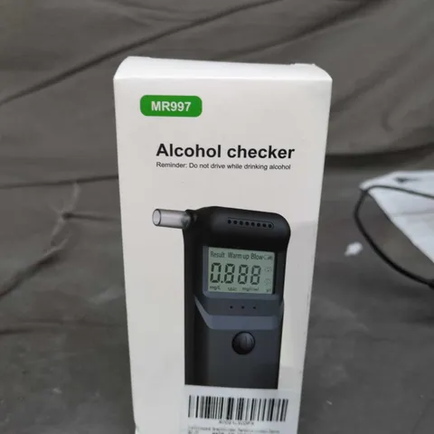 MR997 Alcohol Checker Breathalyser – Boxed 
