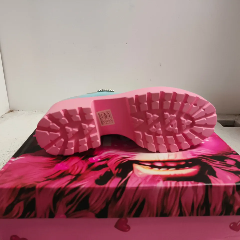 KOI TIRA MARY JANES 'POODLE PRINCESS EDITION' – UK 6, BLUE, KIDS' SHOES