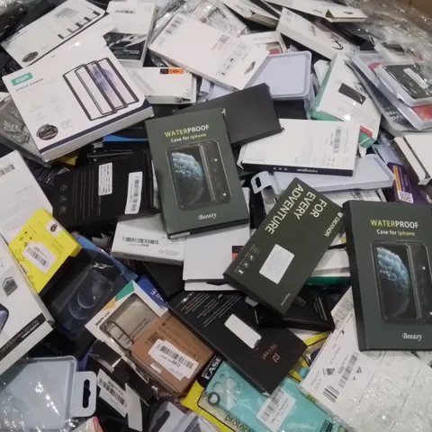 PALLET CONTAINING VERY LARGE AMOUNT OF BRAND NEW PHONE CASES [MODELS AND MAKES VARY]