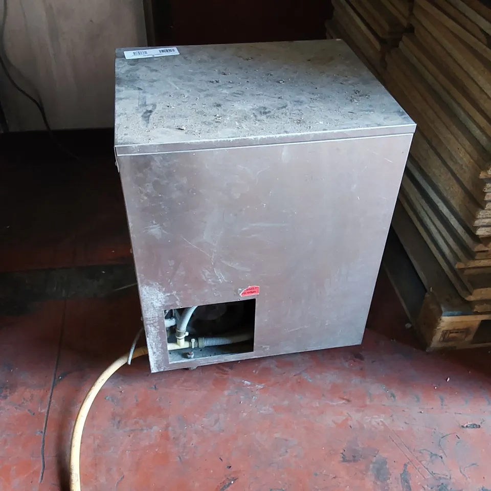 POLAR G-SERIES COUNTERTOP ICE MACHINE 20KG OUTPUT