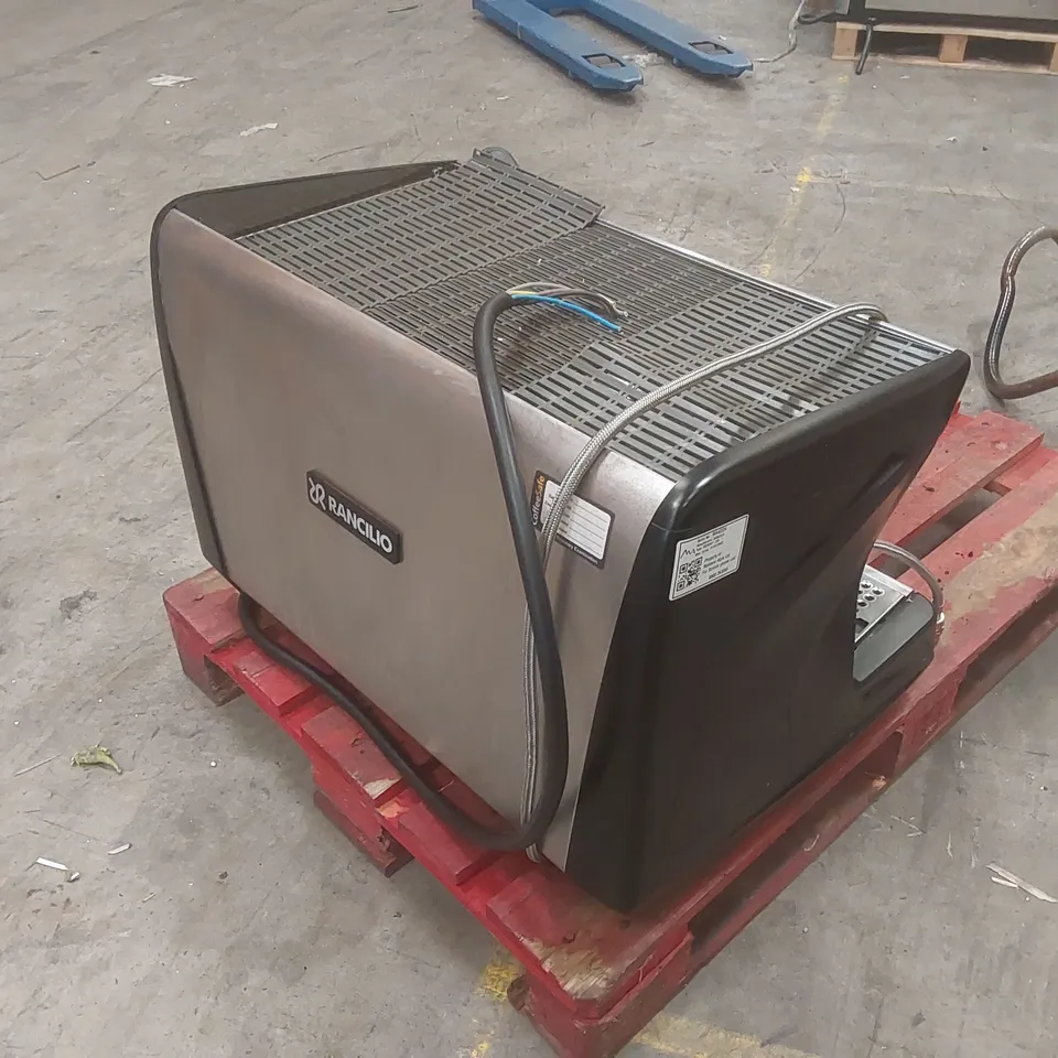 RANCILIO CLASSE 7 COMMERCIAL 2 GROUP COFFEE MACHINE