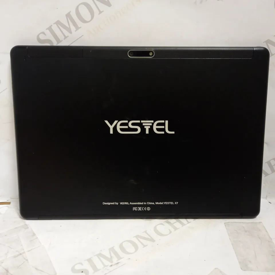 YESTEL X7 TABLET WITH KEYBOARD CASE