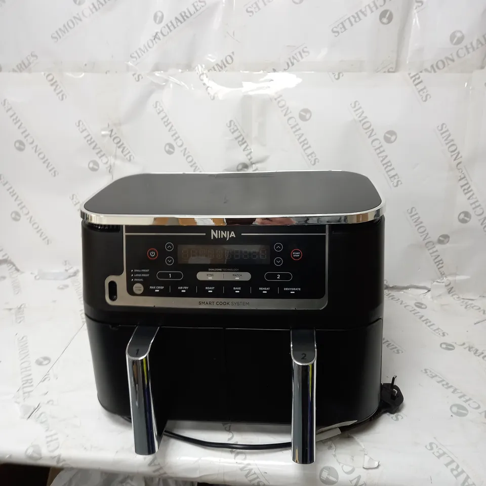 BOXED NINJA FOODI MAX 9.5L DUAL ZONE AIRFRYER AF451UK