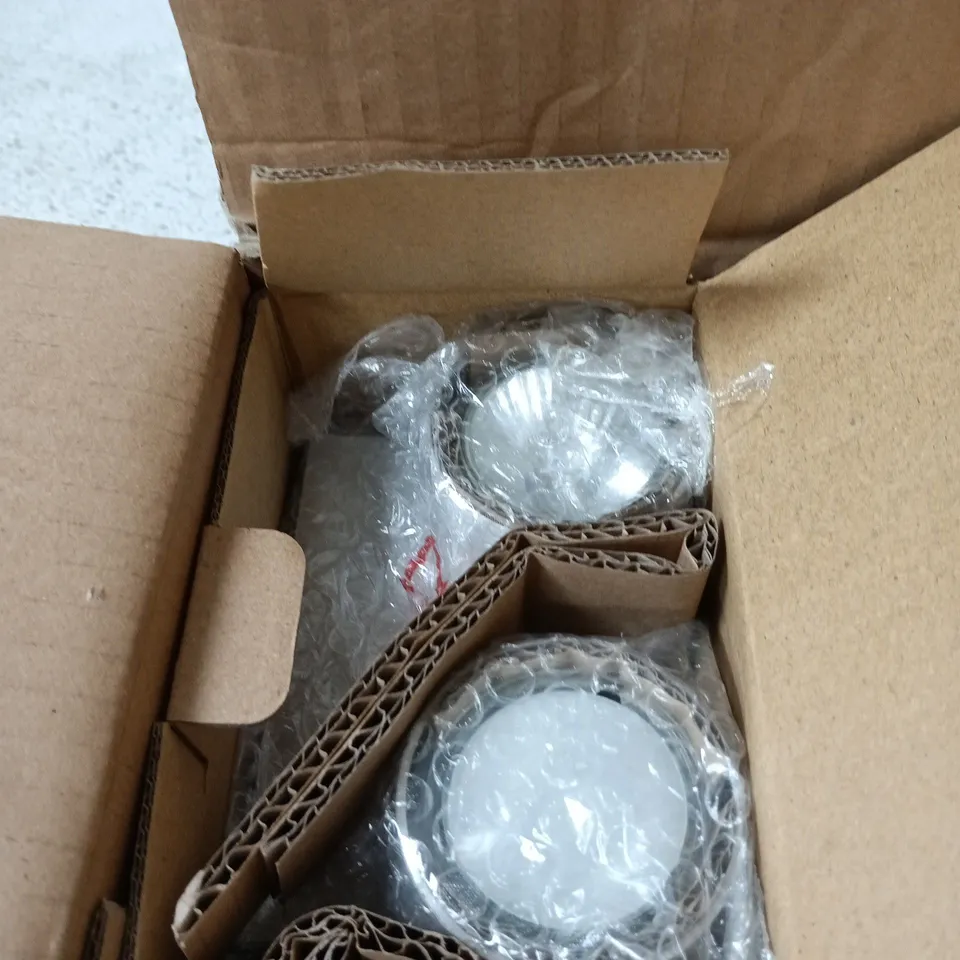 BOX OF 6 X IZON 2X50W TWIN UP LIGHTING FIXTURE (BOXED) 