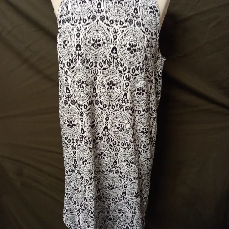 BODEN SLEEVELESS DRESS - UK 12L