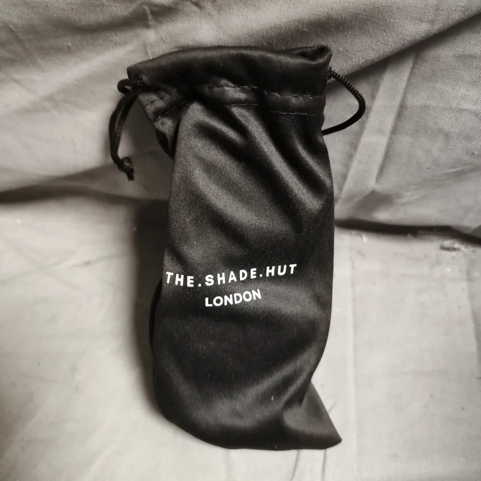 THE SHADE HUT LONDON SUNGLASSES – GOLD-TONE FRAME