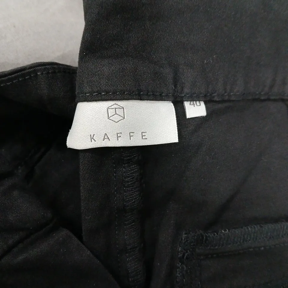 KAFFE BLACK WOMEN'S TROUSERS (EU 40)