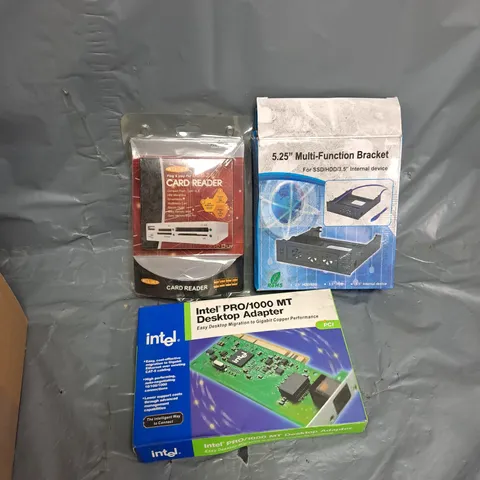 APPROXIMATELY 12 ASSORTED ELECTRICAL ITEMS TO INCLUDE USB 2.0 CARD READER, DESKTOP ADAPTOR, MULTI-FUNCTION BRACKET, ETC