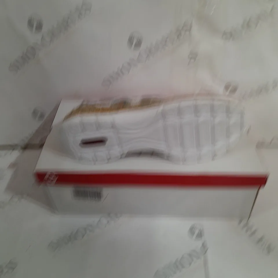 BOXED RIEKER SIDE ZIPPED CAUSAL SNEAKERS SIZE 6