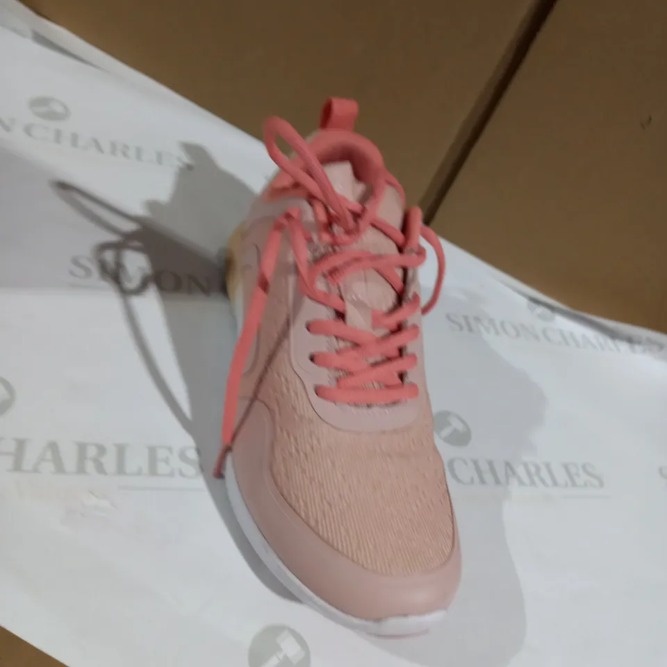 SIZE 5 VIONIC JOJO TRAINER ROSE