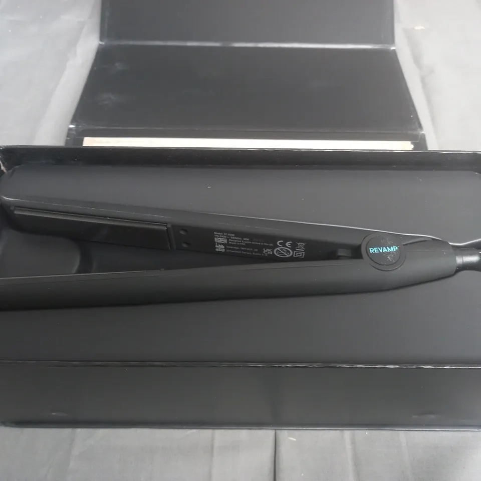 BOXED REVAMP PROGLOSS TOUCH DIGITAL 