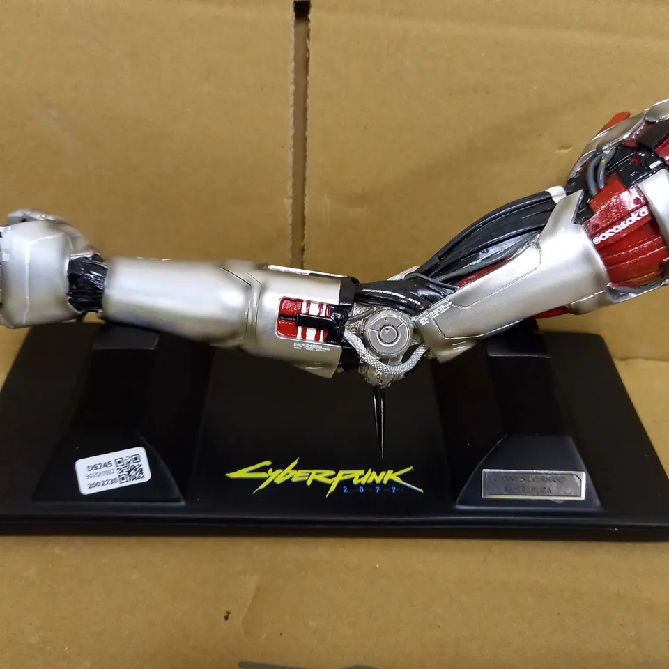 CYBERPUNK 2077 JOHNNY SILVERHAND ARM REPLICA
