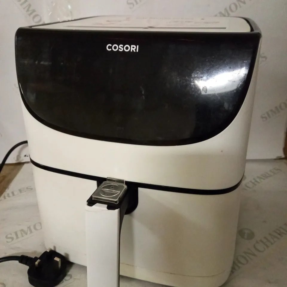 COSORI AIR FRYER 1700W MAX XXL 5.5L DIGITAL TOUCHSCREEN - WHITE