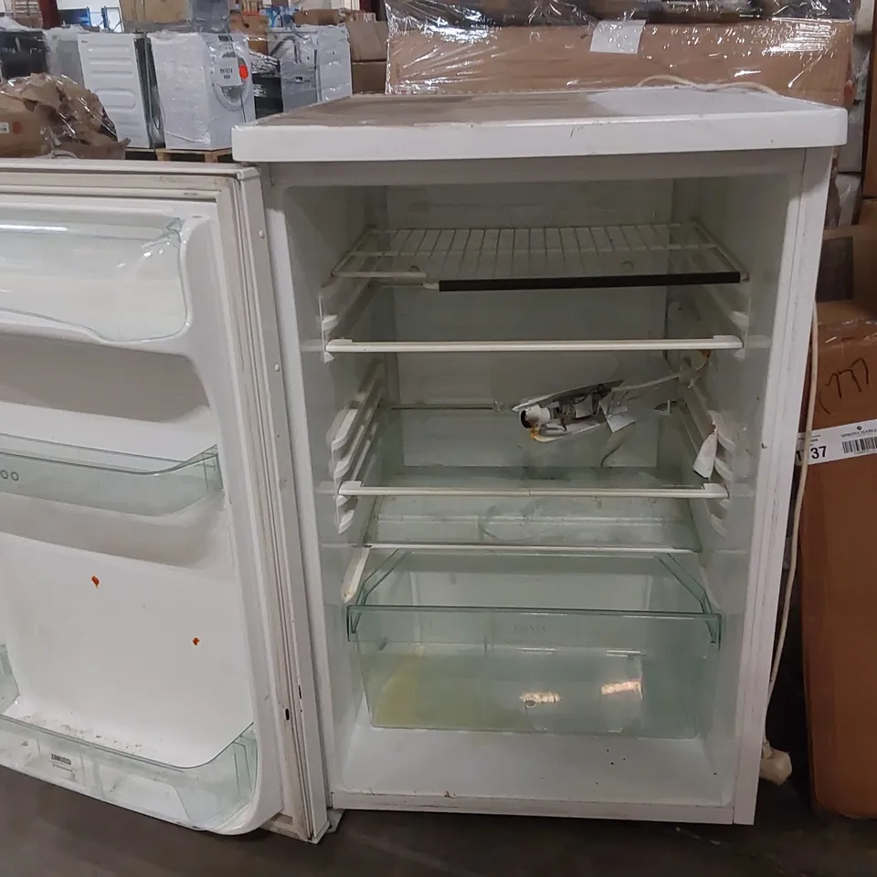 ZANUSSI ZRT6647 REFRIGERATOR 