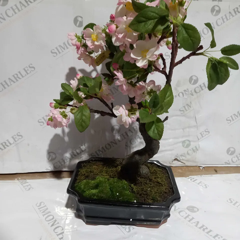 FAUX BONSAI TREE IN POT DECORATION