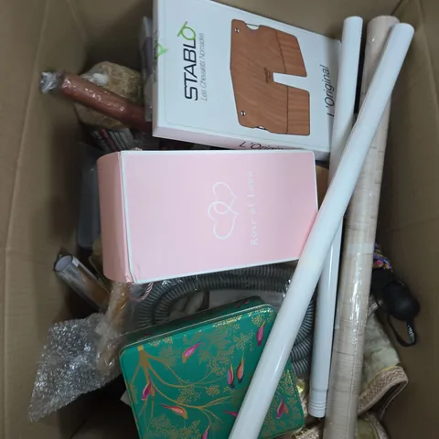 APPROXIMATELY 15 ASSORTED HOUSEHOLD PRODUCTS TO INCLUDE WRAPPING PAPER, ROSE OF LOVE AND UMBRELLA