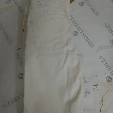 MNG STRAIGHT MID WAIST WHITE DENIM JEANS SIZE 8