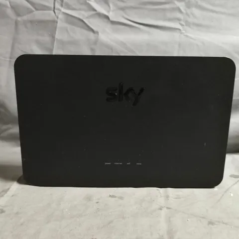 SKY SR203 WI-FI ROUTER IN BLACK