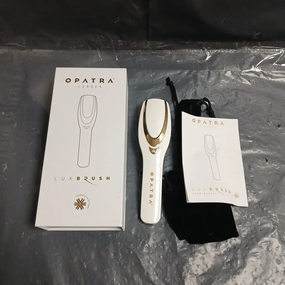 BOXED OPATRA LUXBRUSH HAIR DEVICE