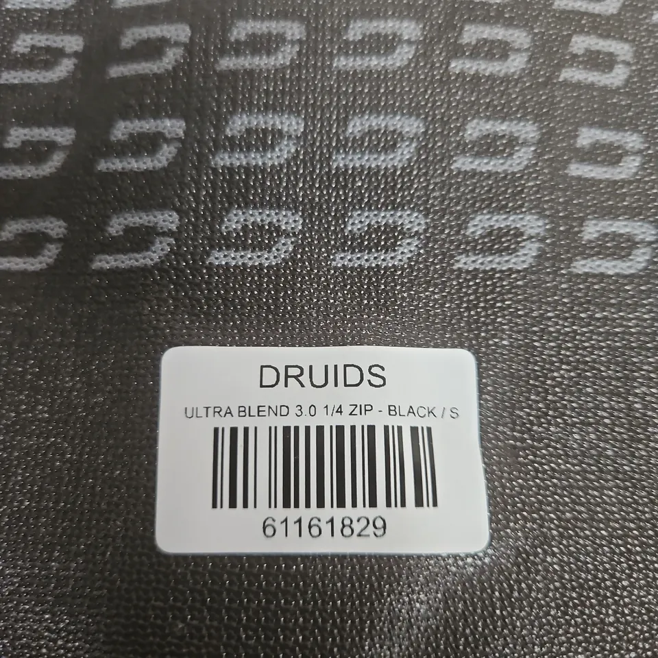 DRUIDS ULTRA BLEND 3.0 1/4 ZIP TOP - BLACK, SIZE S