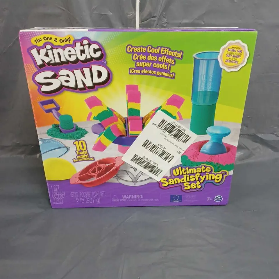 BOXED KINETIC SAND SUPER SATISFYING SET  