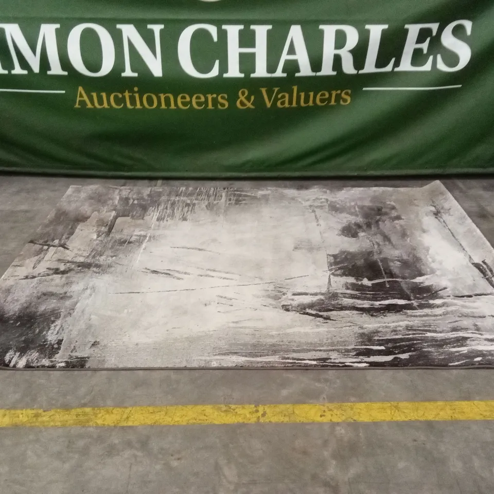 RAGOLLE GALLERIA AREA RUG // 200 x 300cm