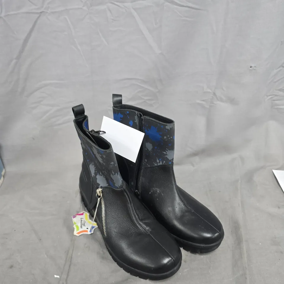 BOX OF APPROXIMATELY 10 ITEMS INCLUDING: PORCILIN HOUSE FIGURE, SIZE 6 BOOTS AND DANCE SHOES