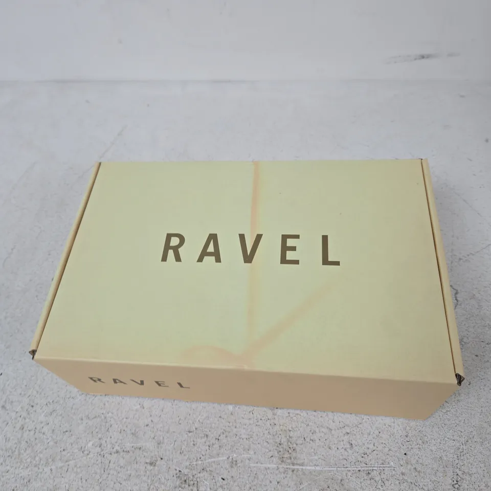 RAVEL RLS710 BLACK/GOLD SNEAKERS – UK 6 (EU 39)