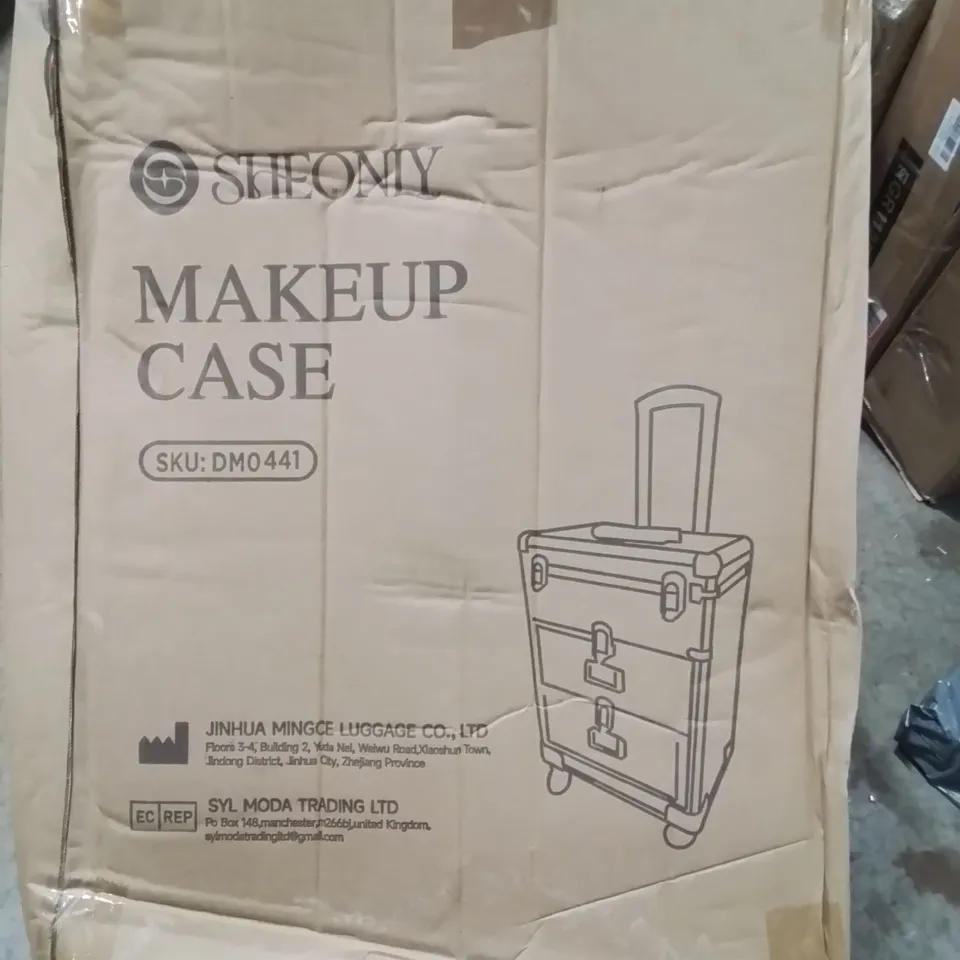 BOXED SHEONLY MAKEUP CASE