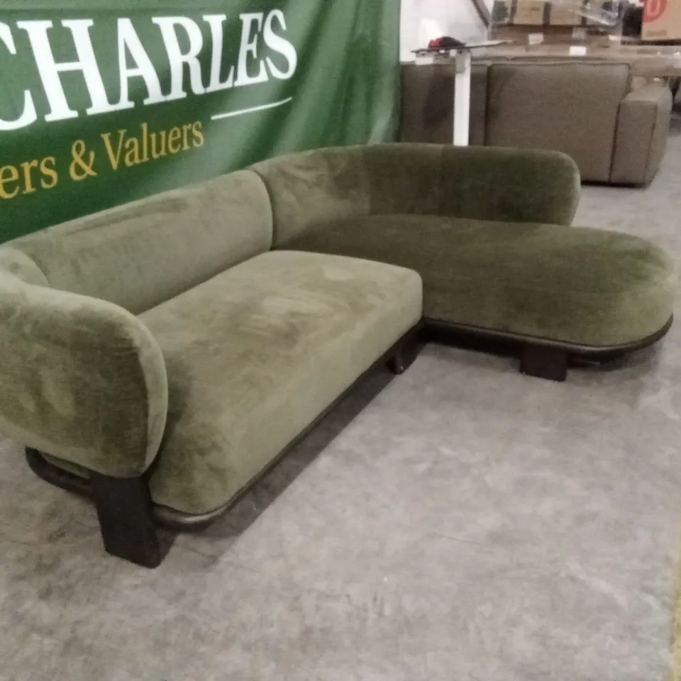 DANETTI FLORENCE OLIVE GREEN FABRIC WITH DARK WOOD RIGHT HAND FACING CHAISE SOFA RRP £1999