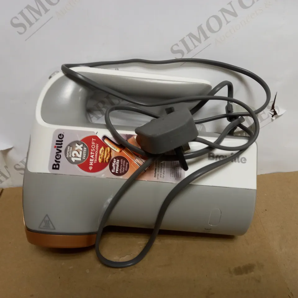 BREVILLE HEATSOFT HAND MIXER 