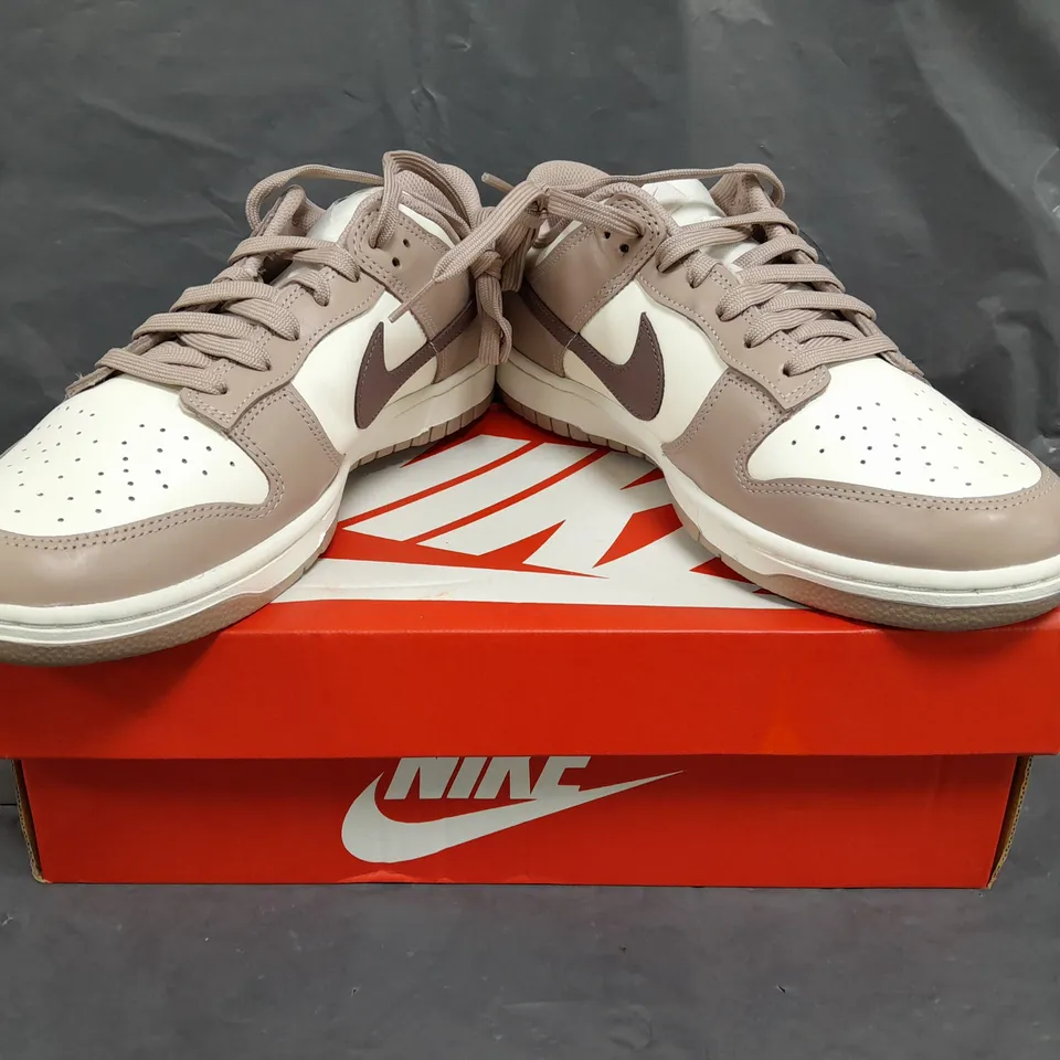 BOXED PAIR OF NIKE DUNK LOW SHOES IN SAIL/PLUM ECLIPSE SIZE UK 8