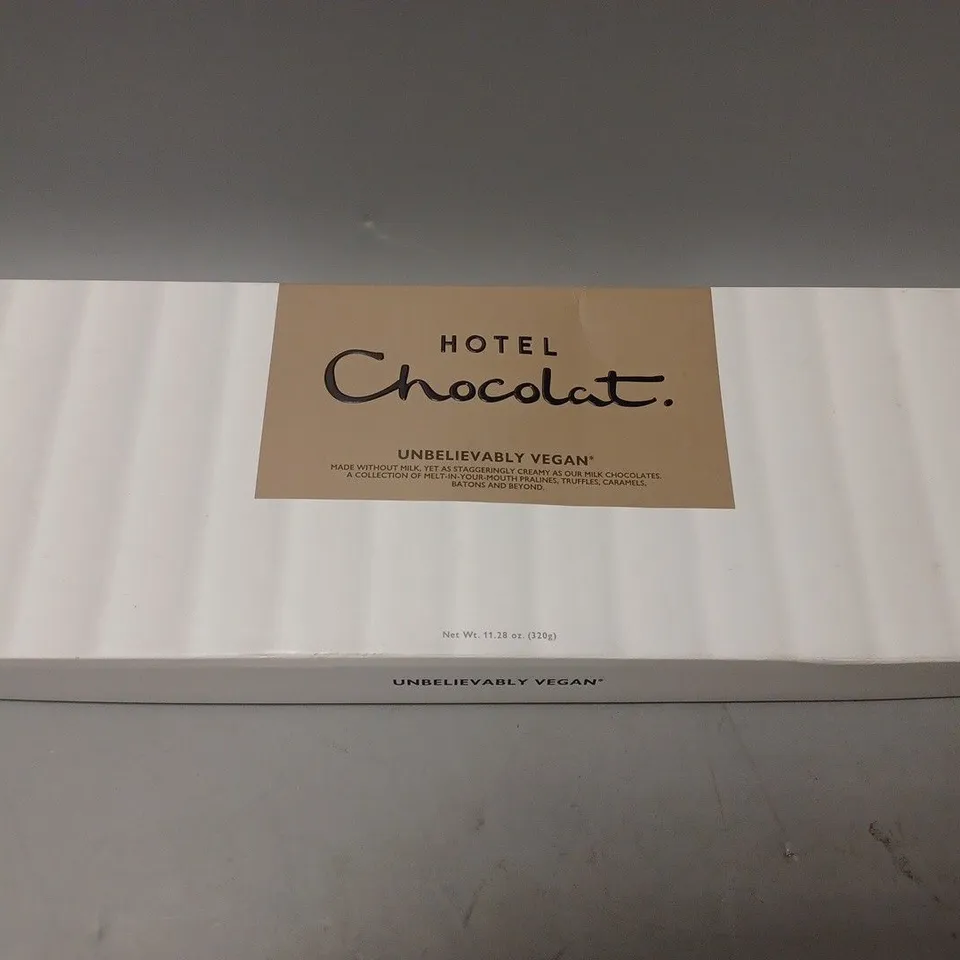 SEALED HOTEL CHOCOLAT UNBELIEVABLY VEGAN SLEEKSTER